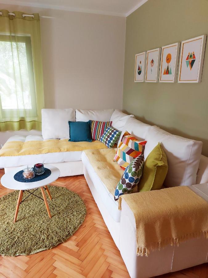 טיווט Apartments Iva מראה חיצוני תמונה