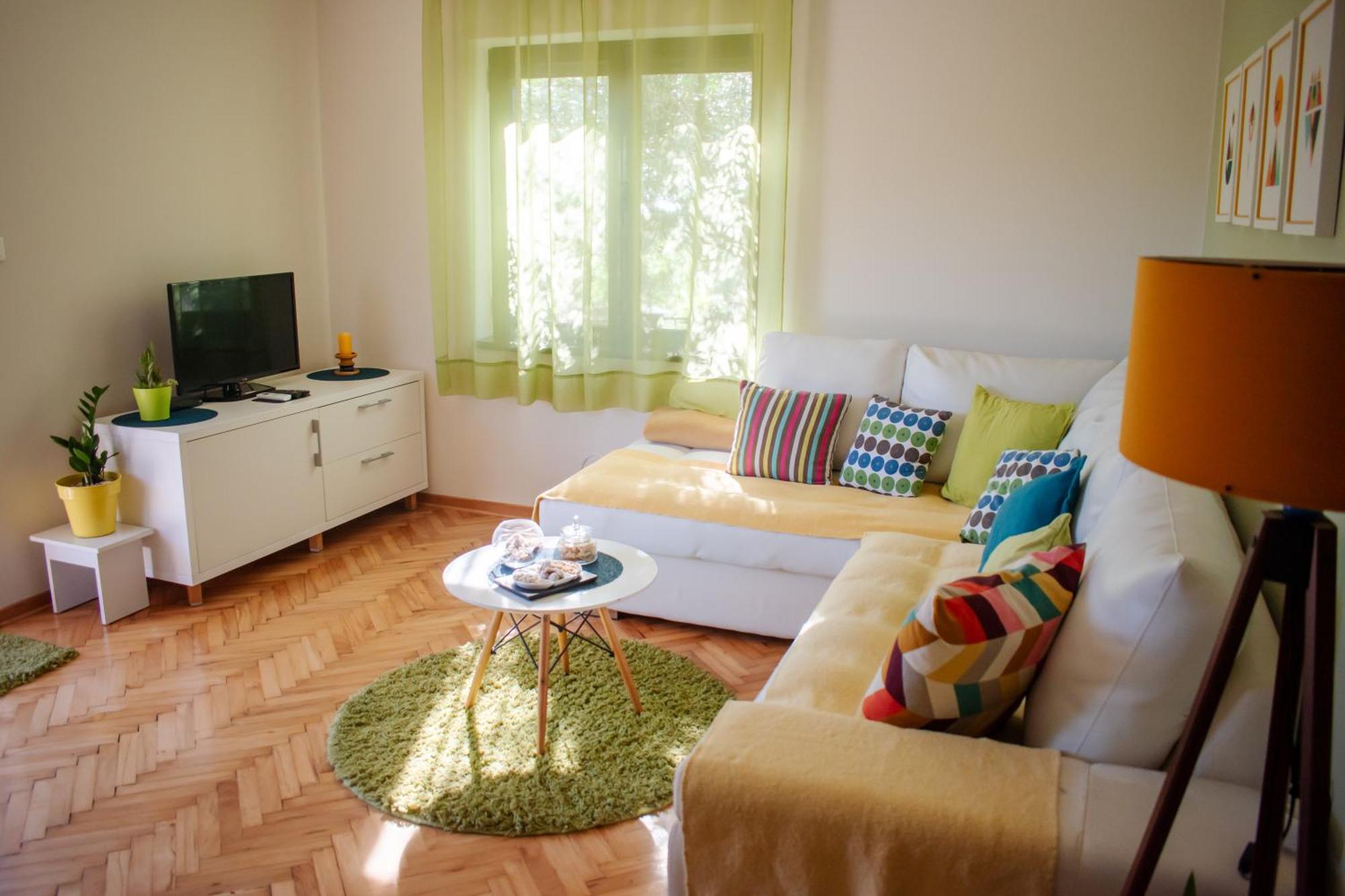 טיווט Apartments Iva מראה חיצוני תמונה