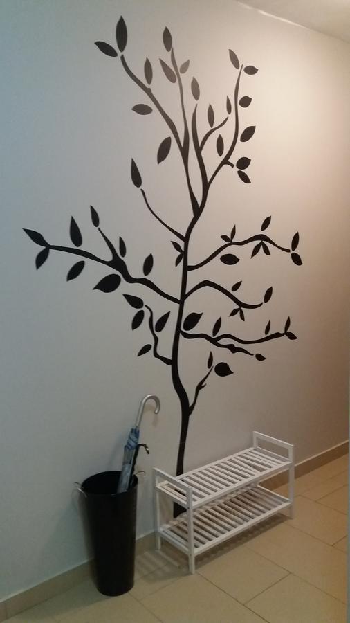 טיווט Apartments Iva מראה חיצוני תמונה